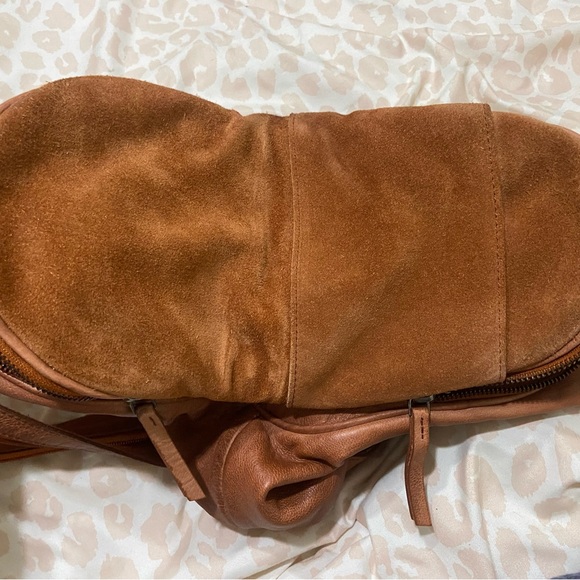 Free people we the free soho convertible sling bag in brown, brand new not used - Picture 9 of 12